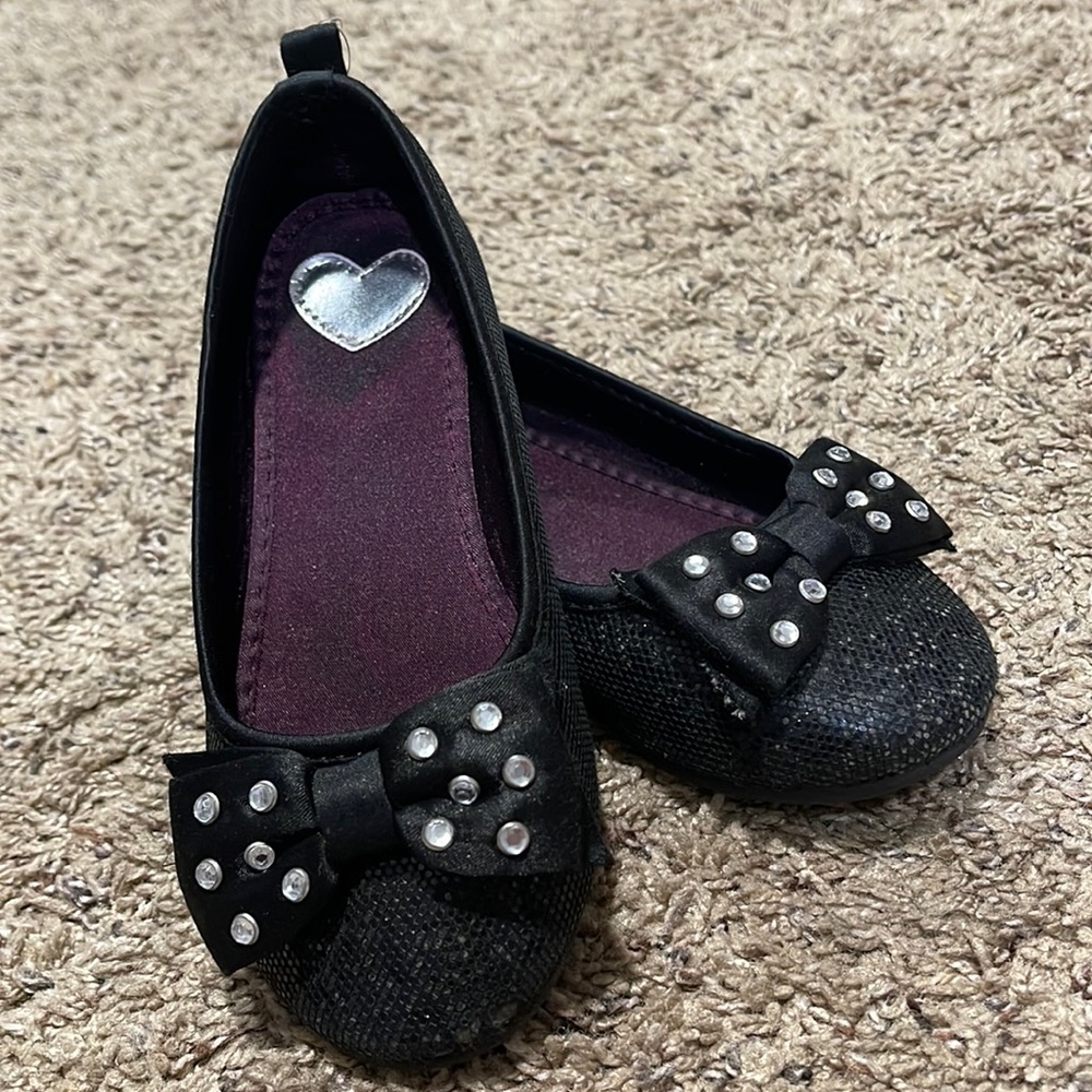 H&M Girl Black Sparkly Shoes Size 11.5